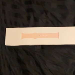 Apple Watch 44mm pink sand sport band